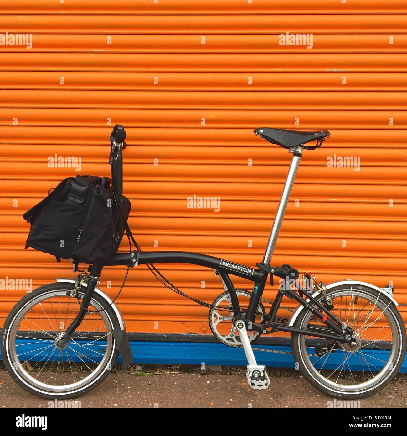 Brompton folding bike hires stock photography and images Alamy