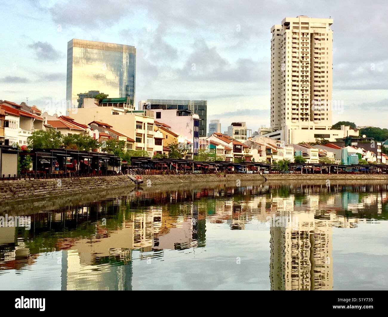Singapore River reflections - Boat Quay Stock Photo