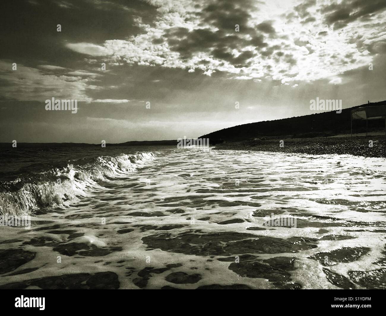 Sea Black And White Waves High Resolution Stock Photography and Images ...