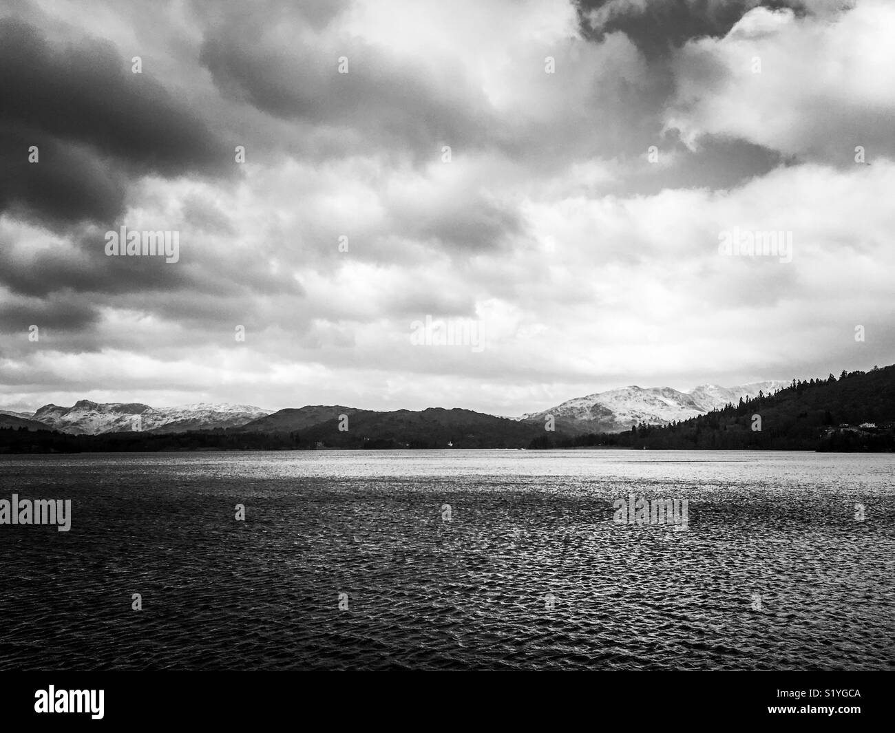 Lake mountain boat Black and White Stock Photos & Images - Alamy