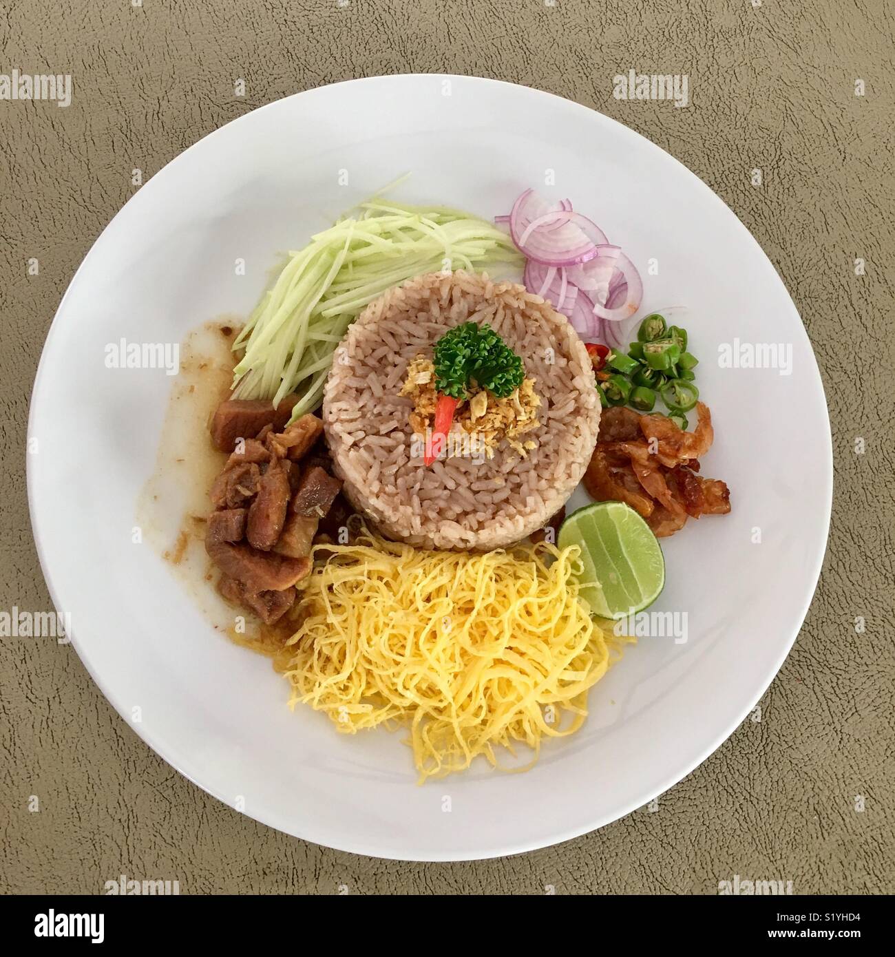 Thai dish ( shrimp rice Stock Photo - Alamy