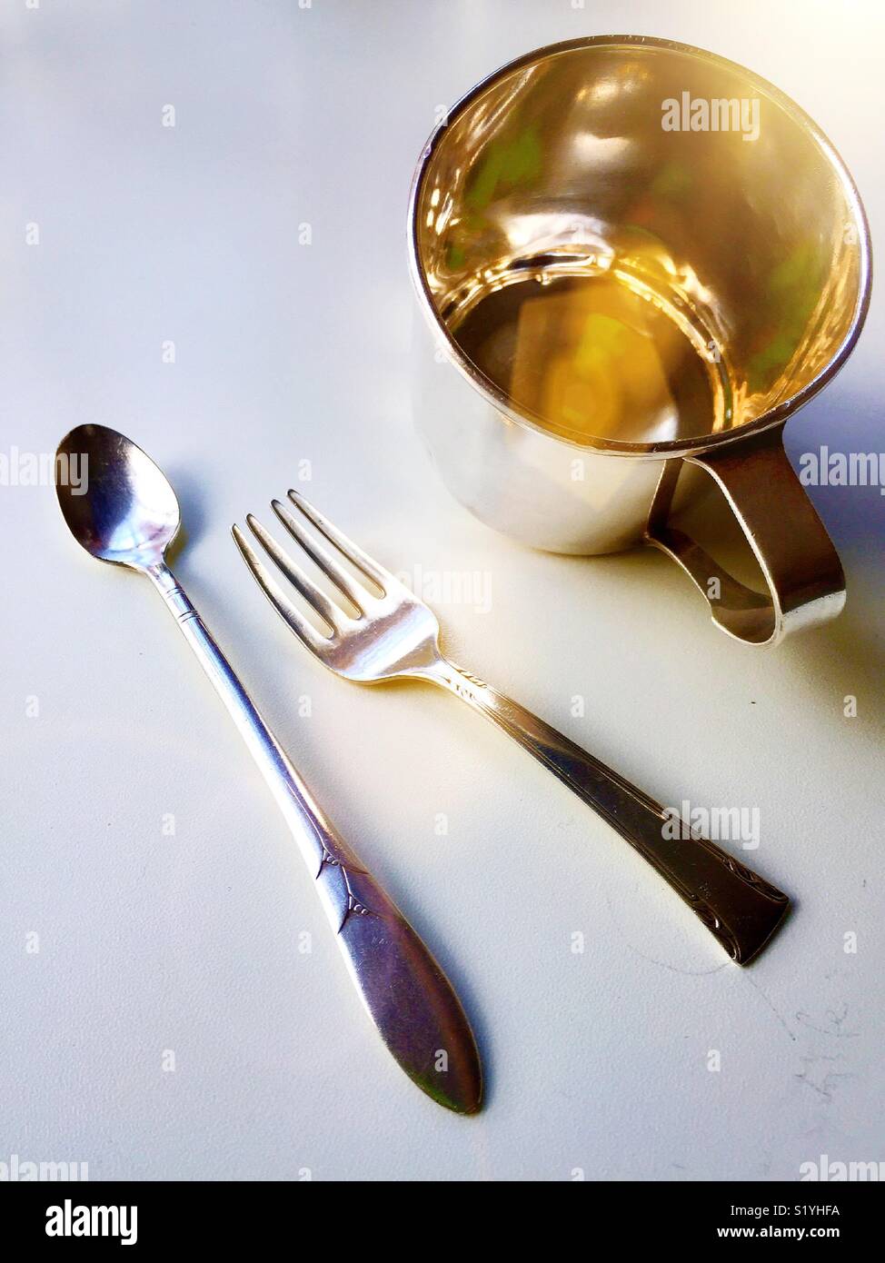 Silver spoon baby hi-res stock photography and images - Alamy