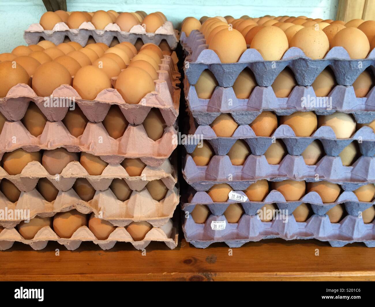 Eggs trays hi-res stock photography and images - Alamy