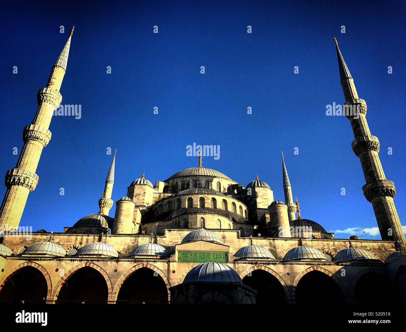 Sultanahmet Camii - Blue Mosque in Istanbul Turkey Stock Photo - Alamy