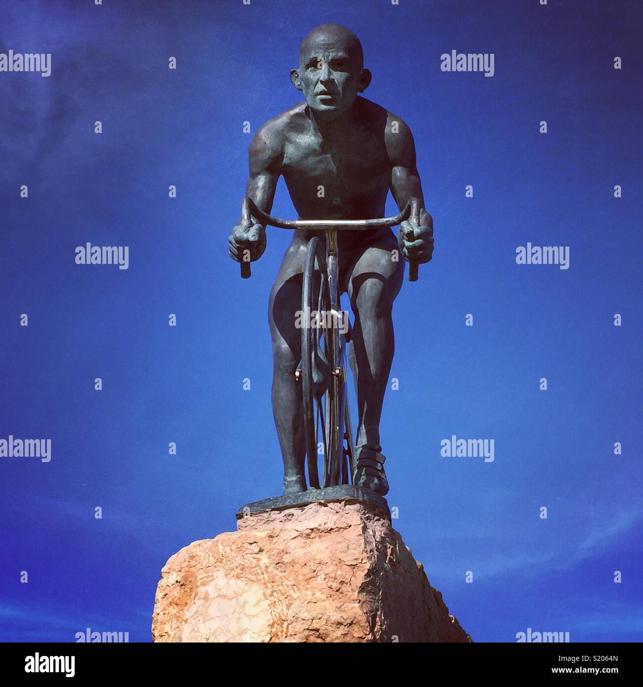Statue Of Marco The Pirate Pantani In His Home Town Of Cesenatico Italy Stock Photo Alamy