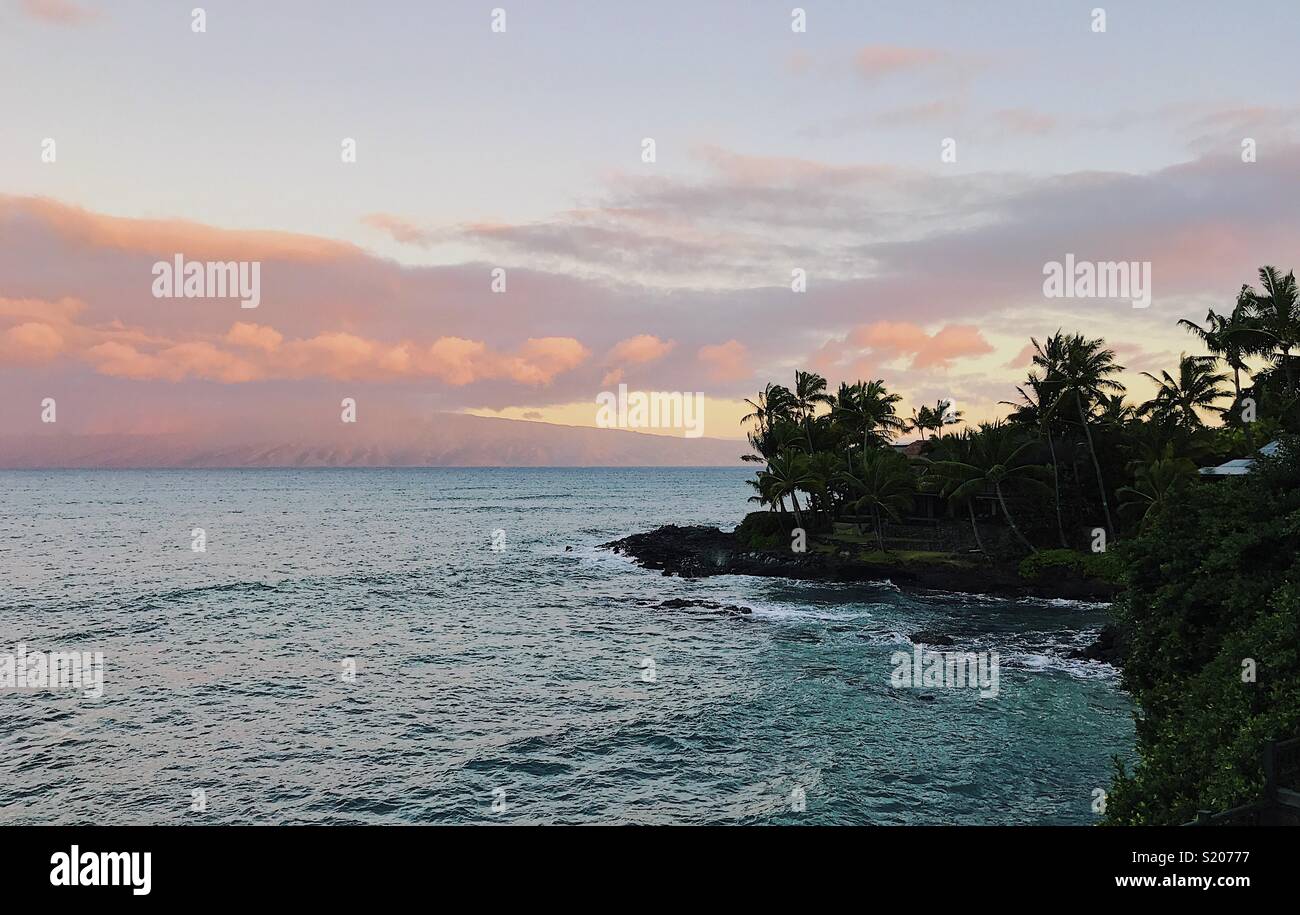 Beautiful sunset hawaii hi-res stock photography and images - Alamy