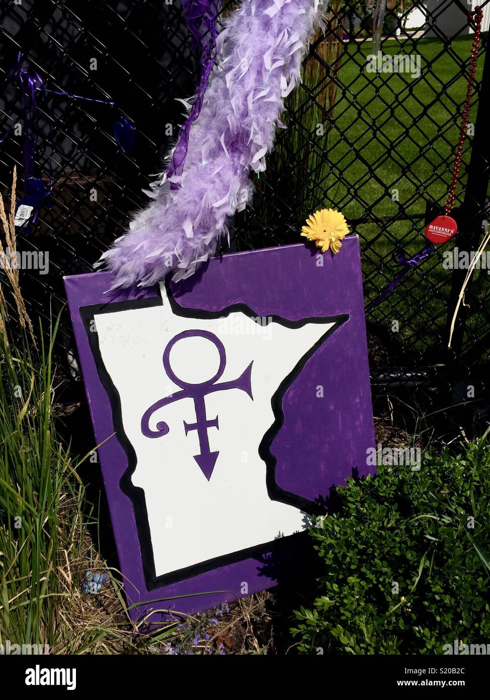 Prince memorial painting at Paisley Park, Chanhassen, Minnesota, USA. Stock Photo