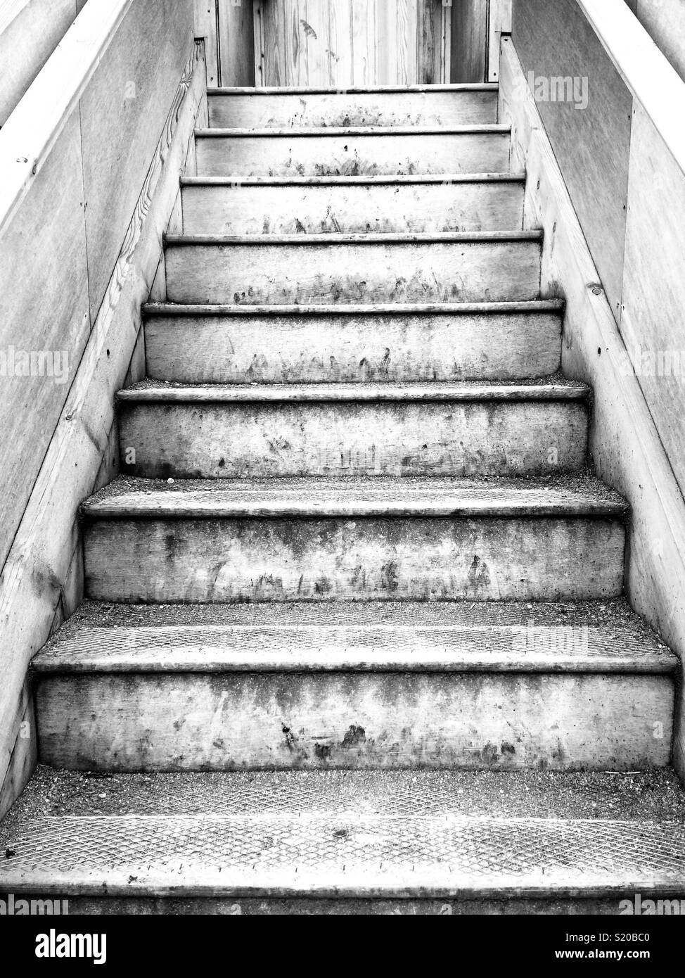 Enclosed steps hi-res stock photography and images - Alamy