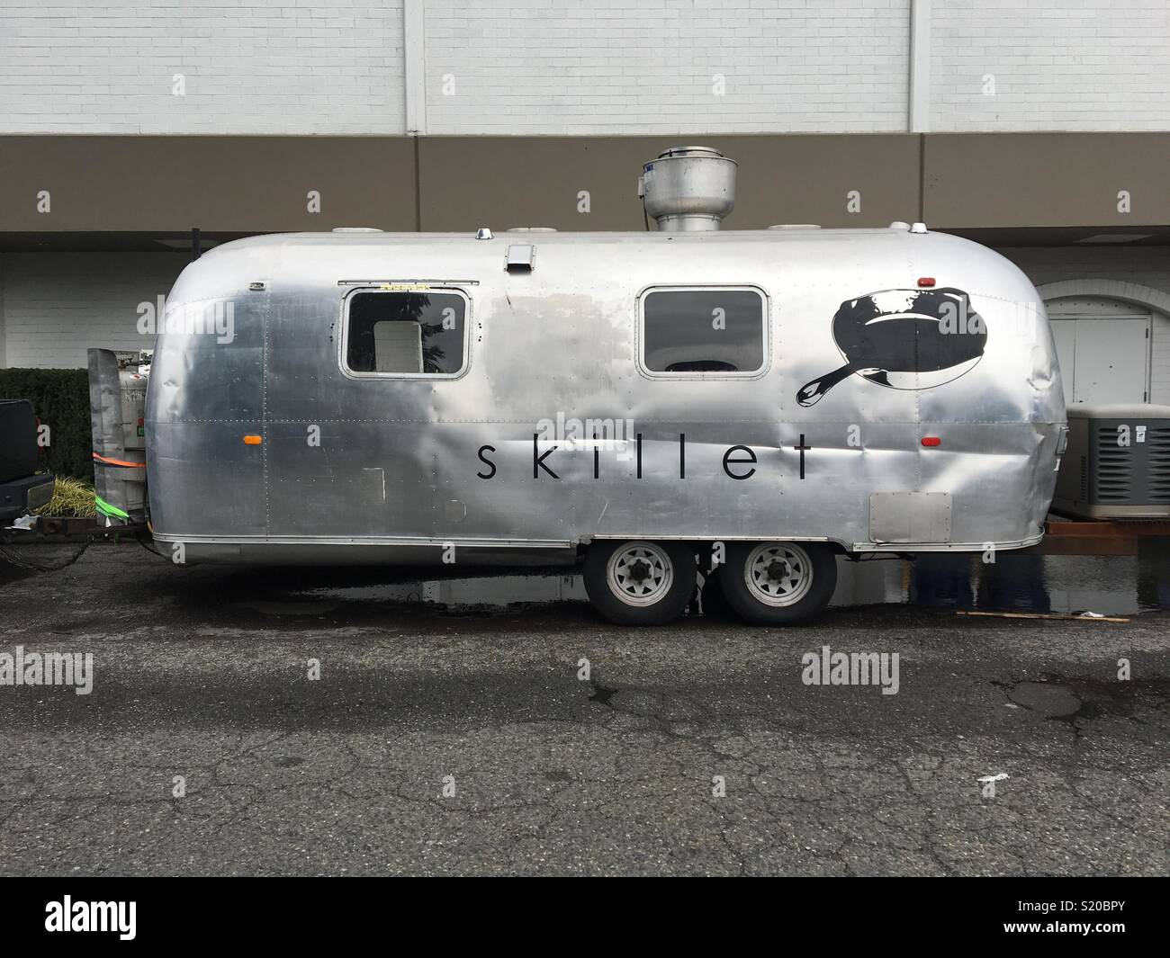Skillet, one of the first food trucks (trailer) that launched the food