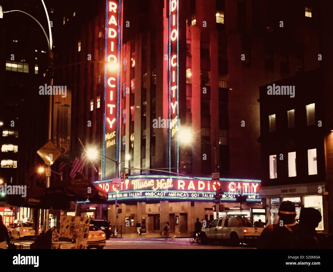 Radio city new york hi-res stock photography and images - Alamy