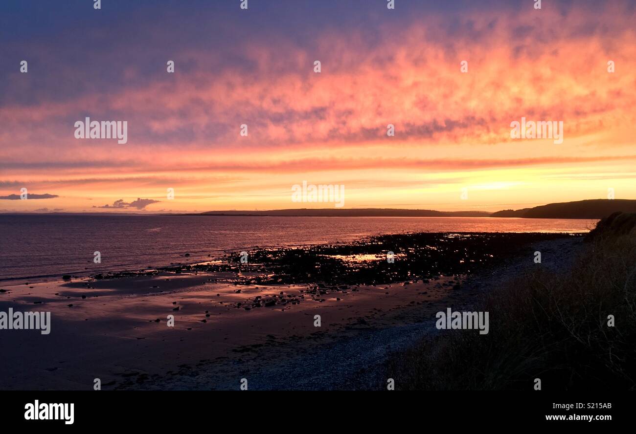Carmarthen bay hires stock photography and images Alamy