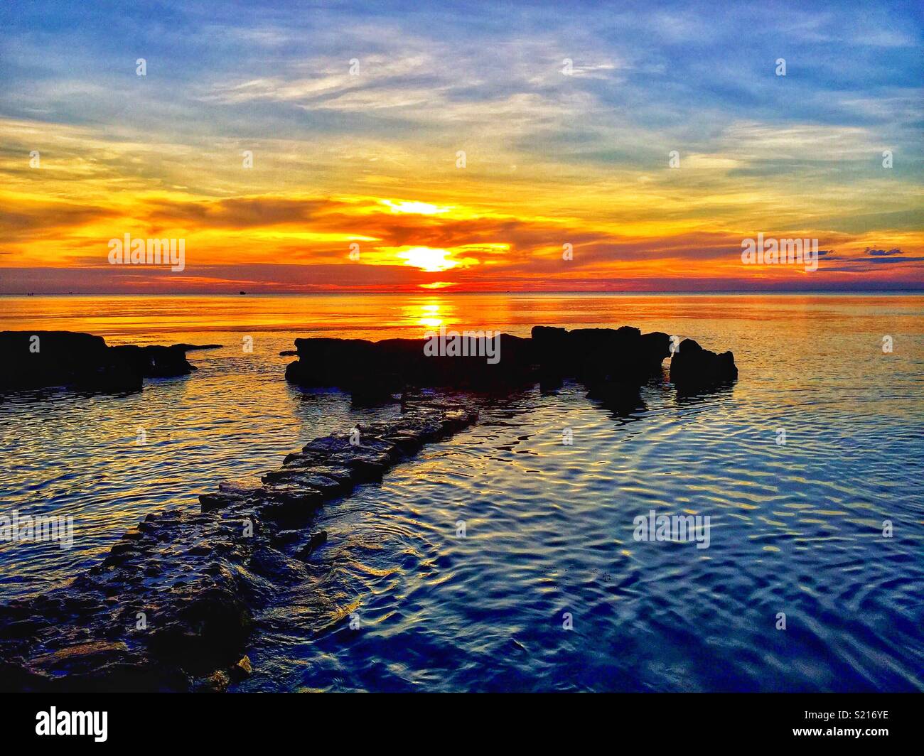 sunset-in-phu-quoc-stock-photo-alamy