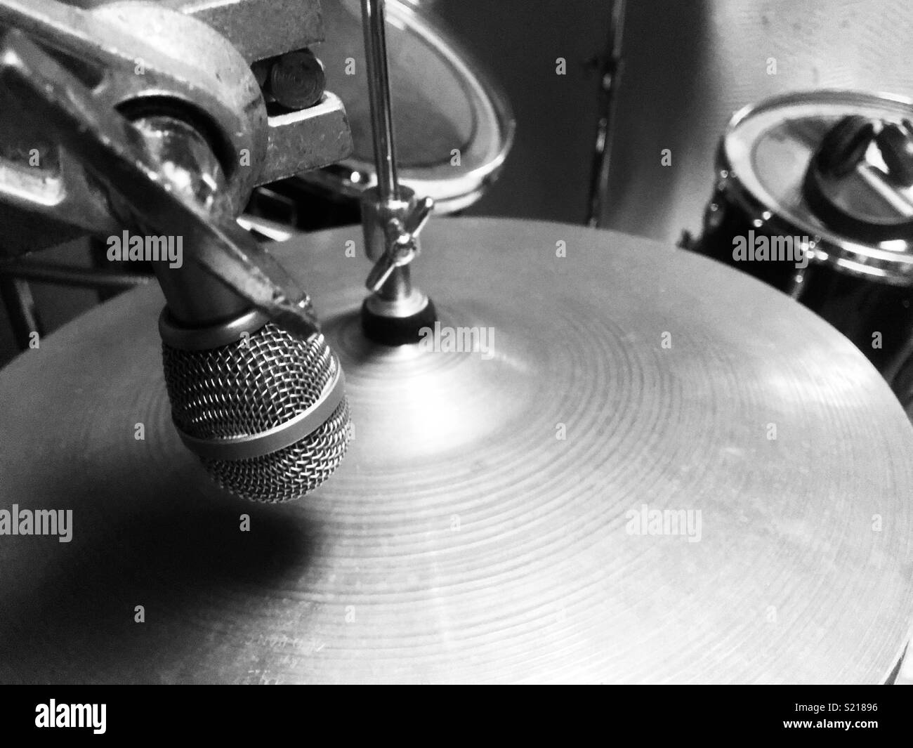 Mic and cymbal Stock Photo Alamy