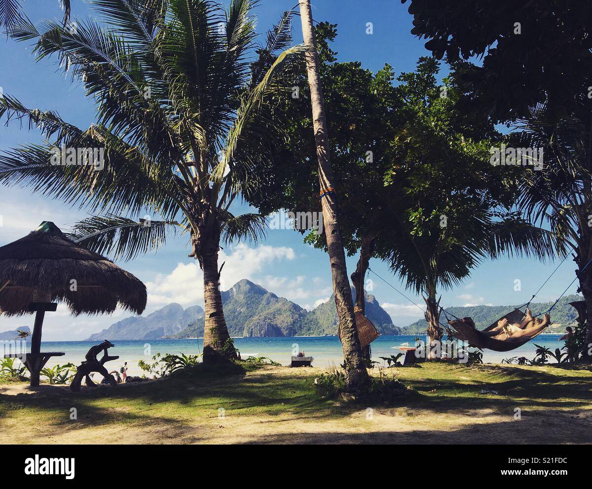 Tropical paradise stunning hi-res stock photography and images - Alamy
