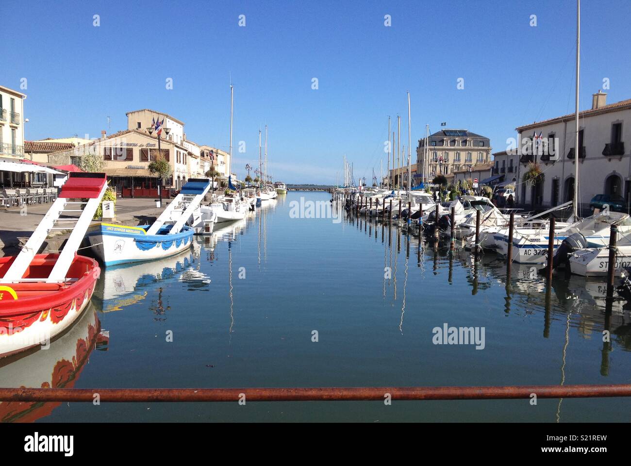 Marseillan port hi-res stock photography and images - Alamy