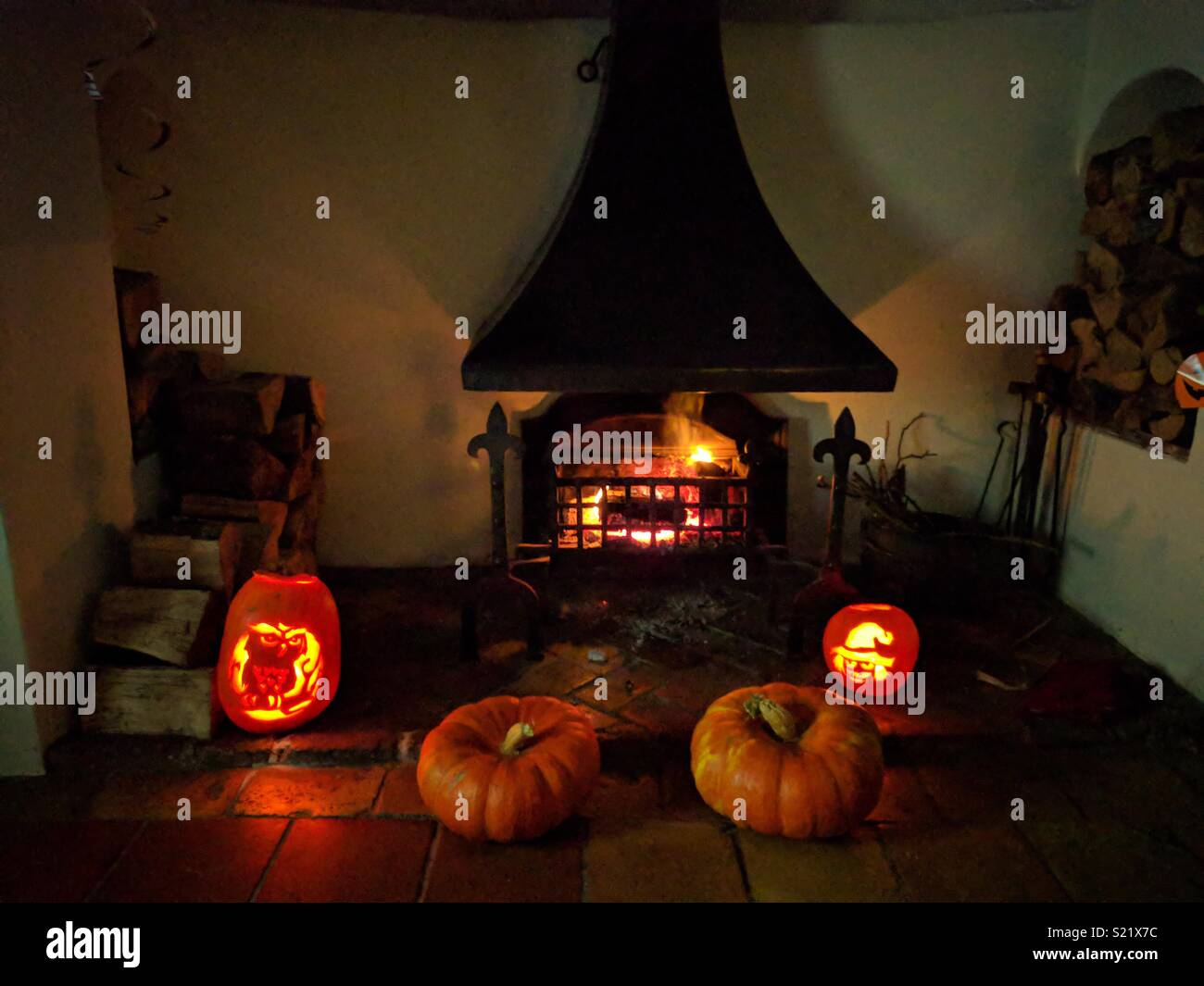 17th Century Fireplace Stock Photos 17th Century Fireplace Stock
