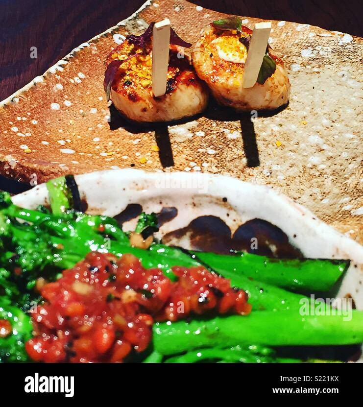 Seared scallops hires stock photography and images Alamy