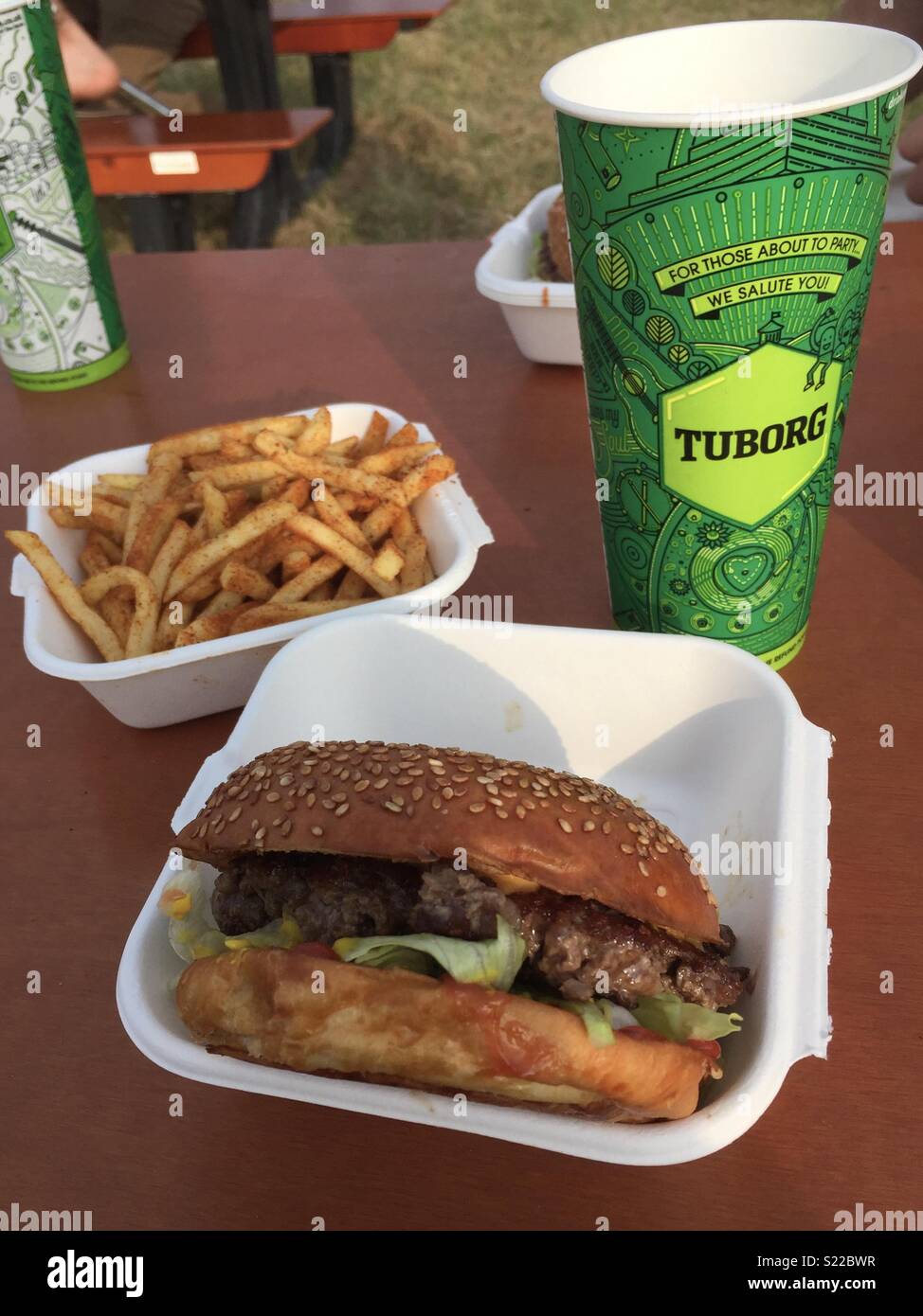 Burger beer chips hires stock photography and images Alamy