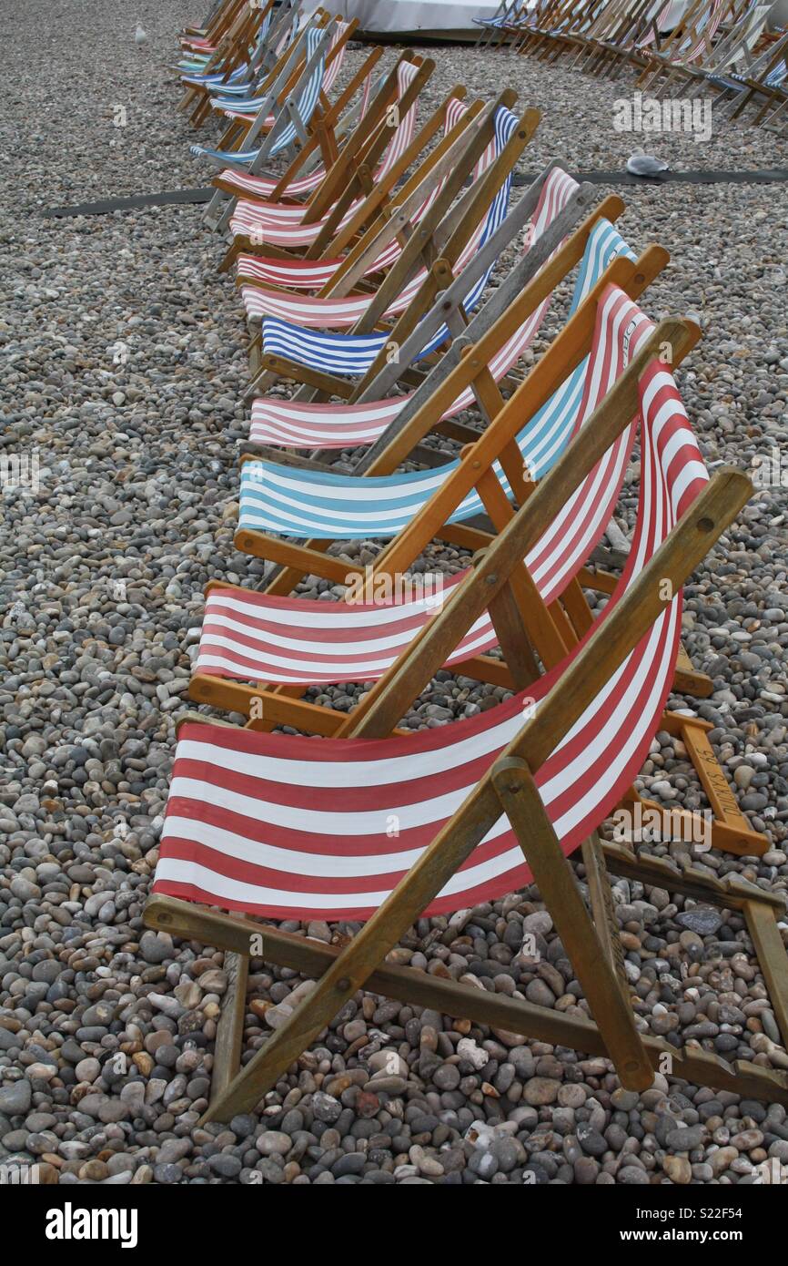 Free deck chairs hi-res stock photography and images - Alamy