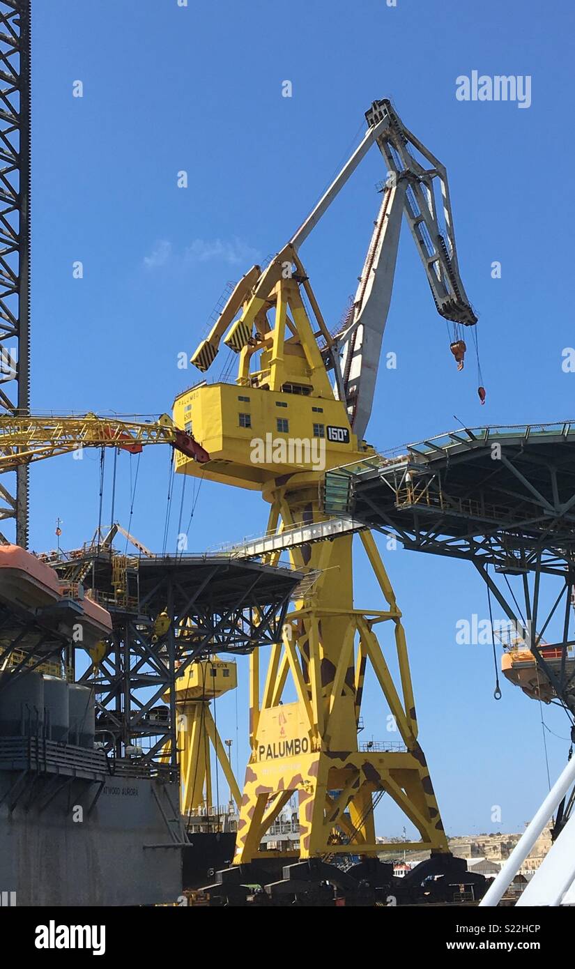 Giraffe crane in Valletta, Malta Stock Photo Alamy