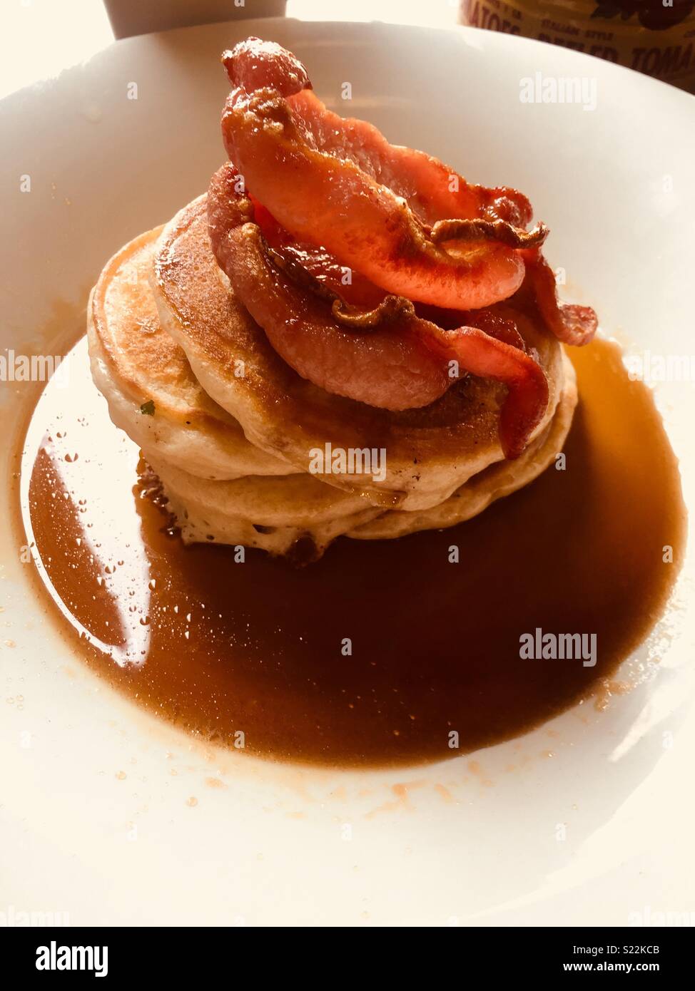 Pancakes, bacon and maple syrup Stock Photo Alamy
