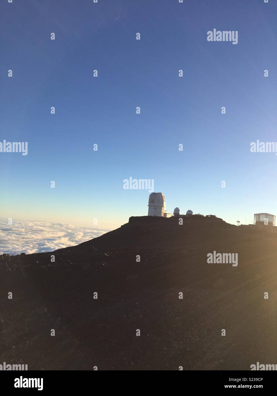 Haleakala observatory hires stock photography and images Alamy