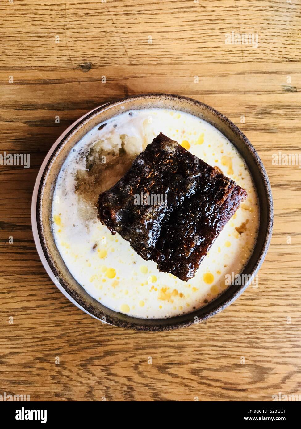 Desert pudding hi-res stock photography and images - Alamy
