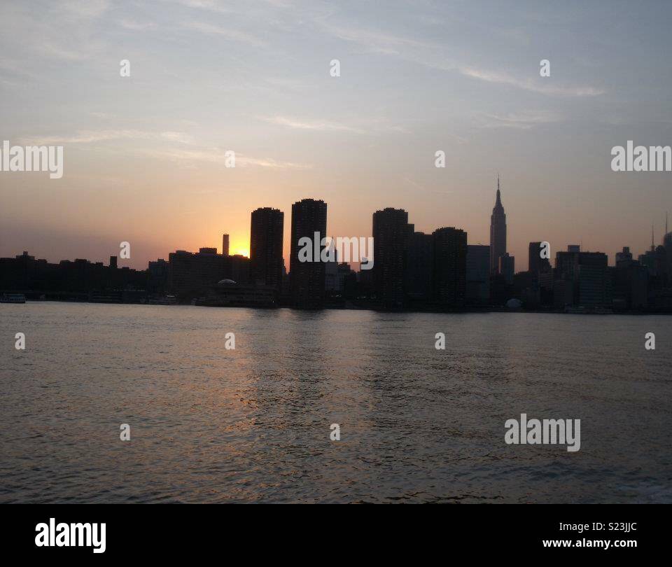 New York City and the Hudson River at sunset Stock Photo - Alamy
