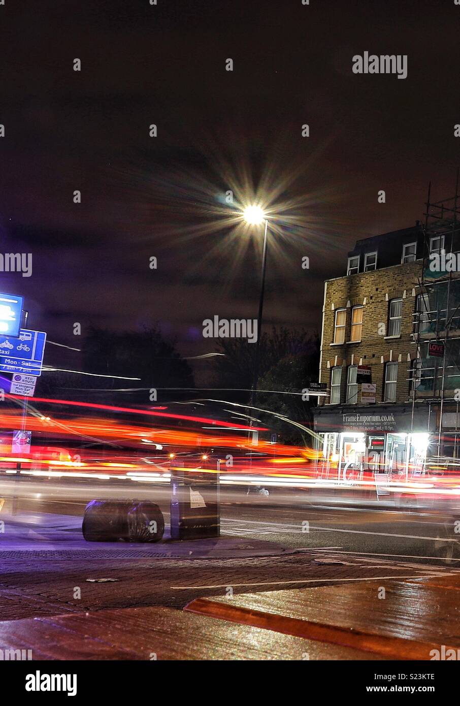 London traffic trail hi-res stock photography and images - Alamy