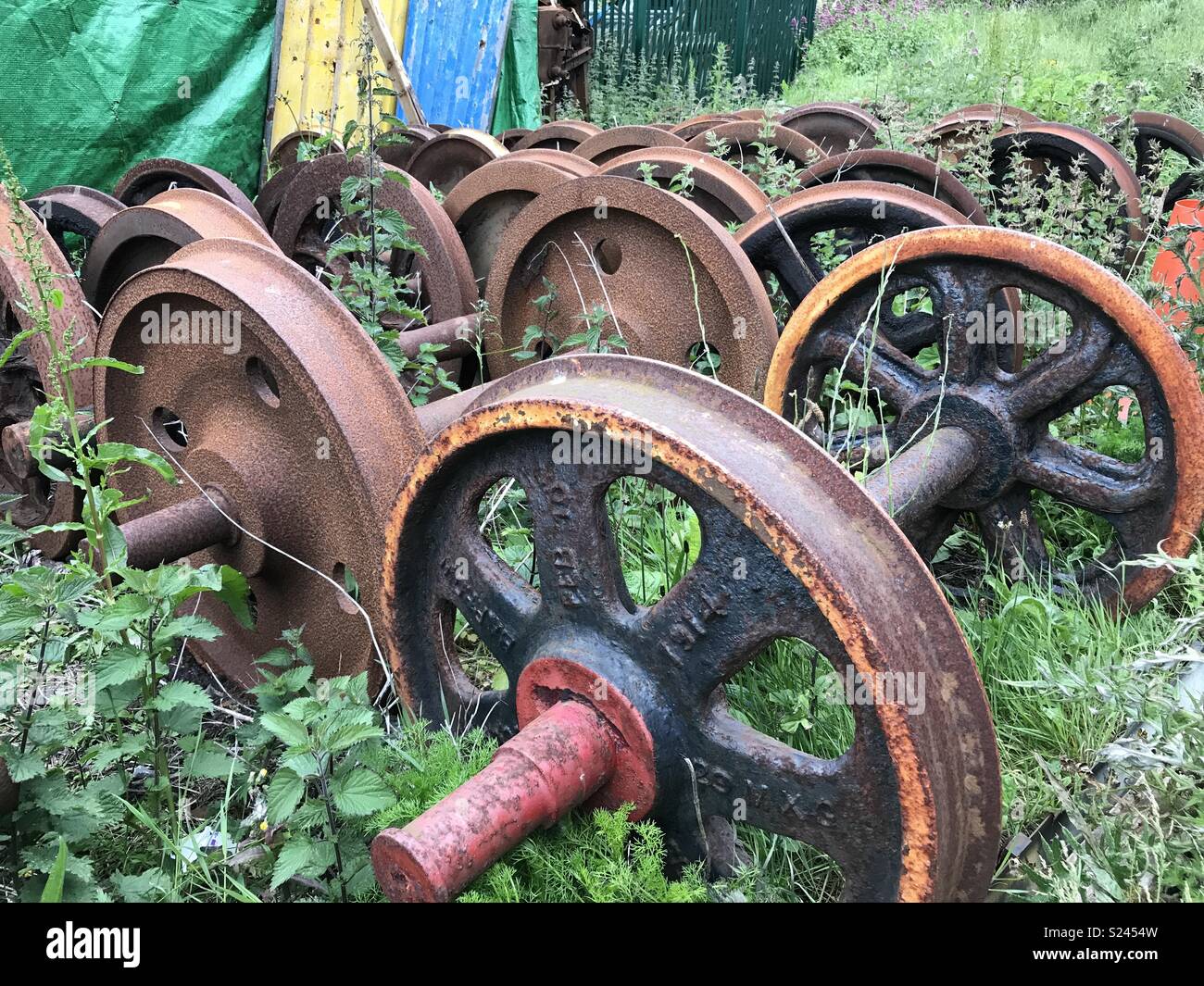 Old railway wheels Stock Photo - Alamy