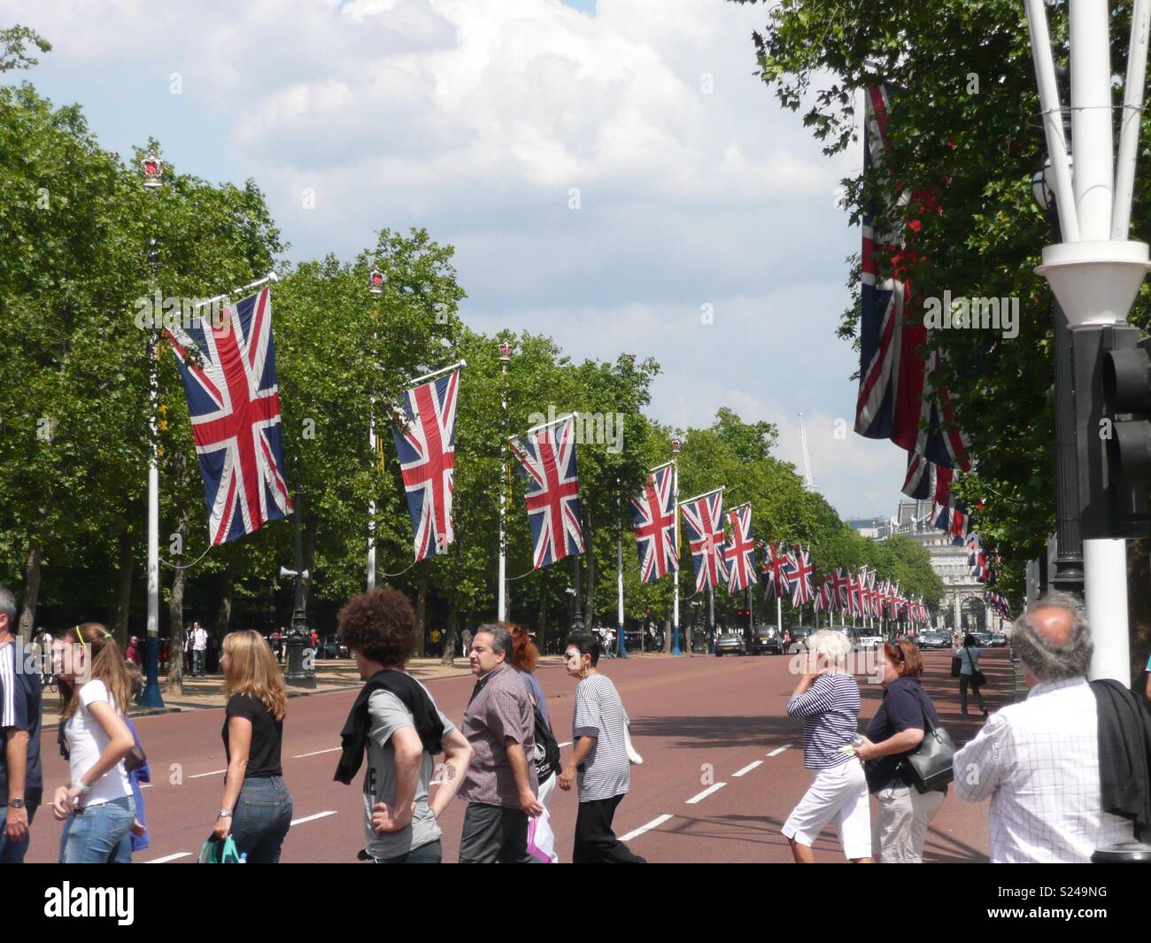 Flags along the mall hires stock photography and images Alamy