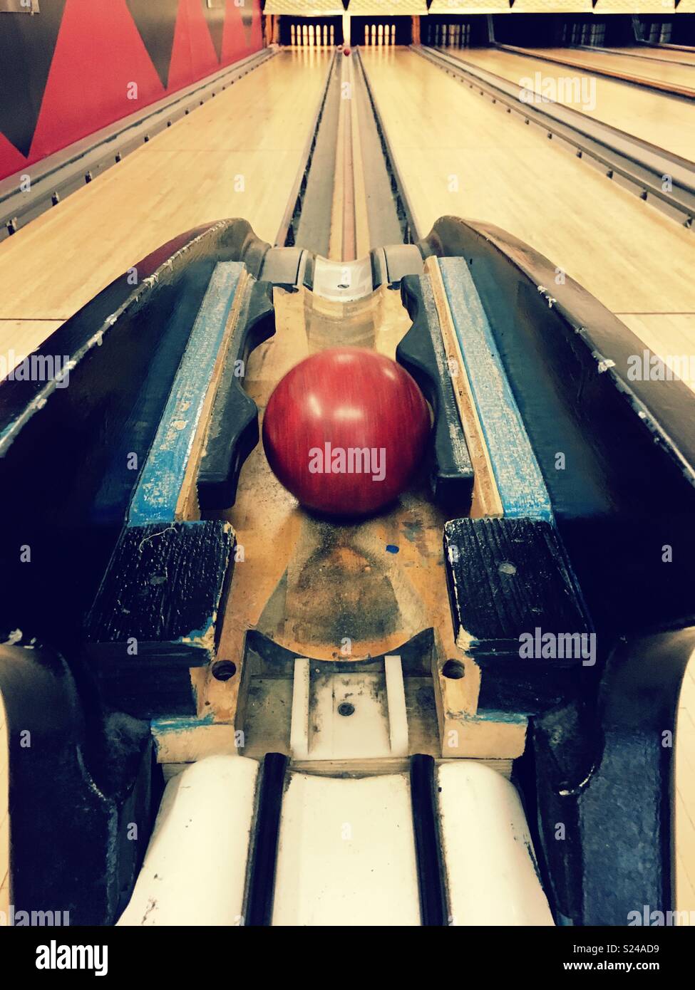 Candlepin bowling alley Stock Photo - Alamy