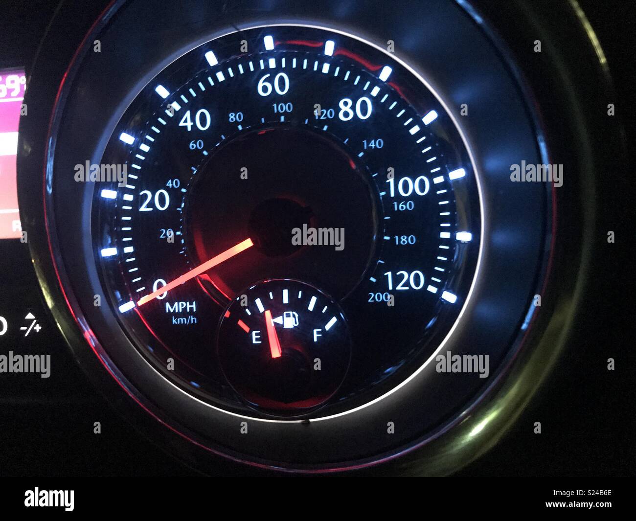 1/4 tank of gas Stock Photo Alamy