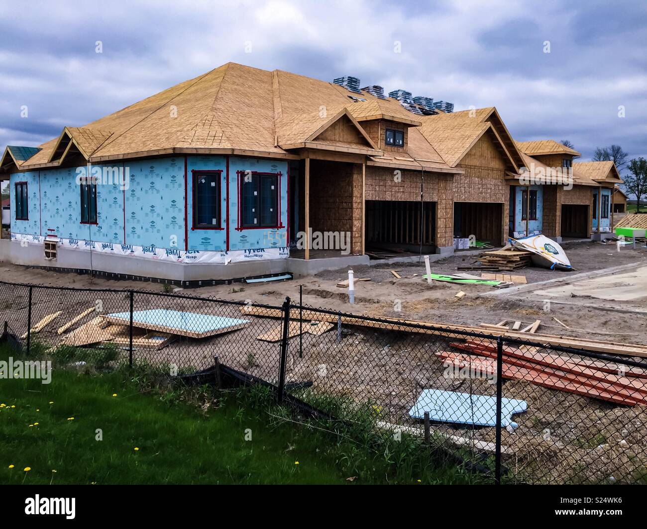 Housing Development homes under construction Stock Photo Alamy