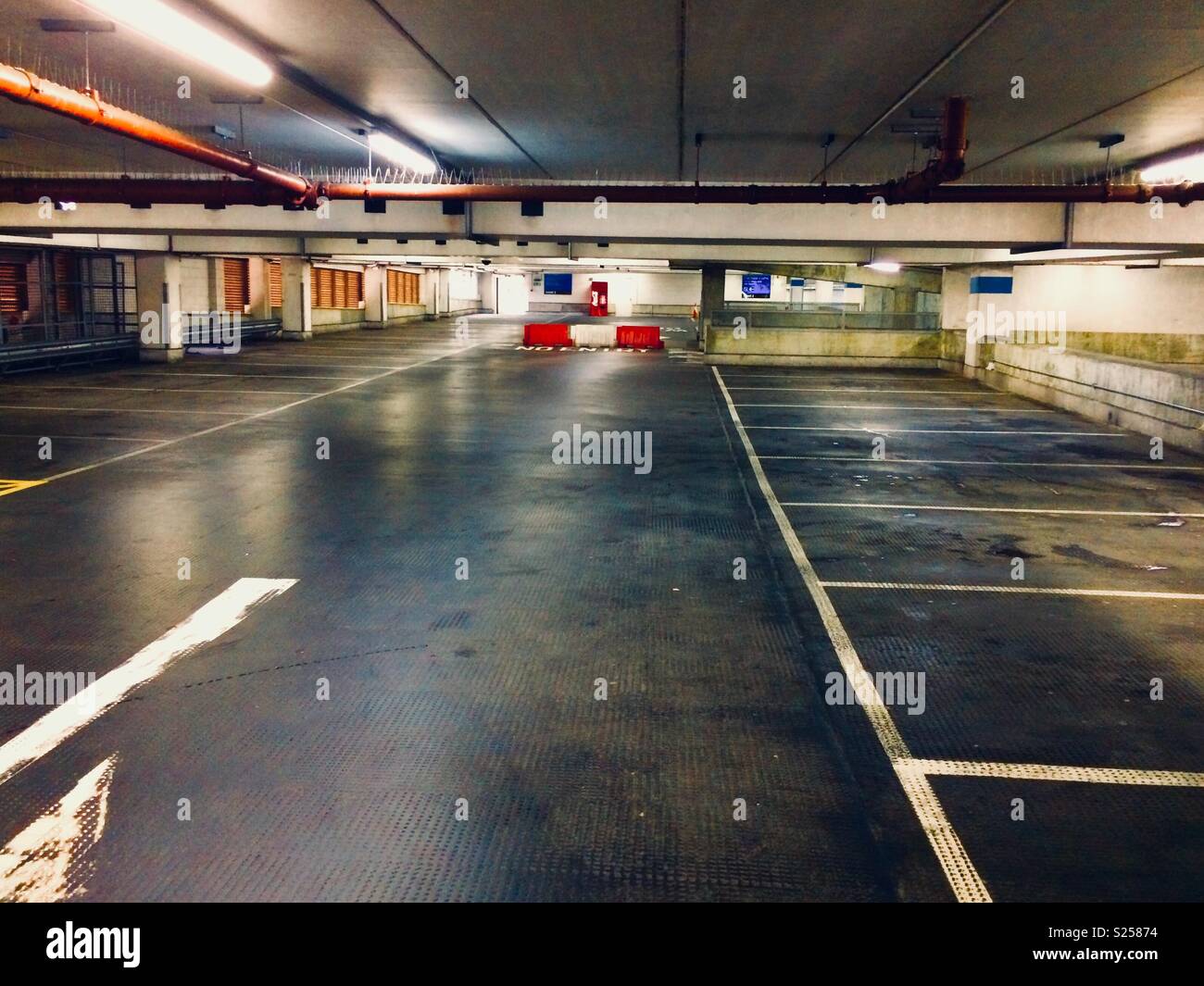 Empty underground car park hires stock photography and images Alamy