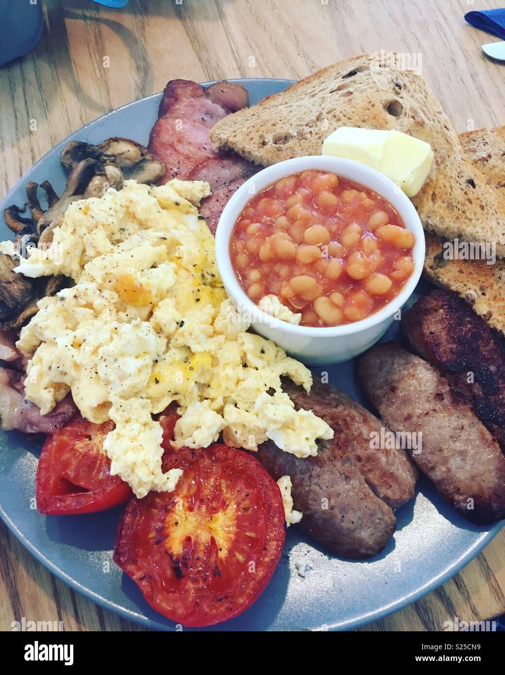 Full English breakfast Stock Photo - Alamy