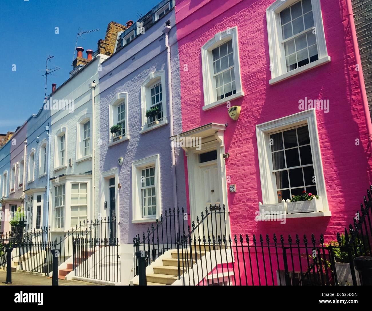 Colourful houses, Kensington and Chelsea, London Stock Photo - Alamy