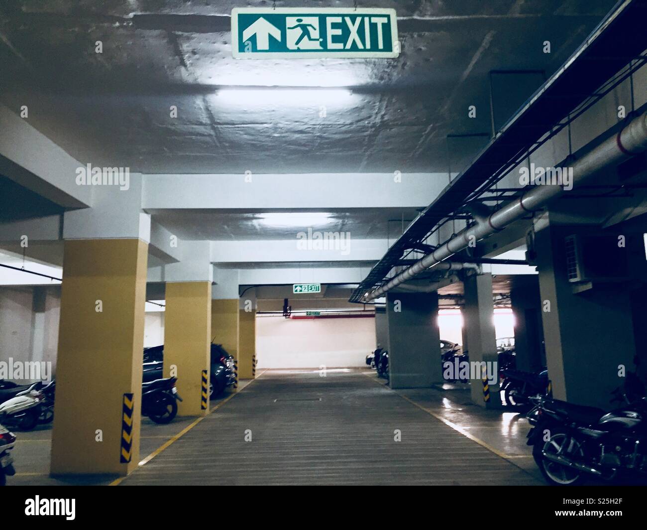 Exit sign in parking Stock Photo Alamy