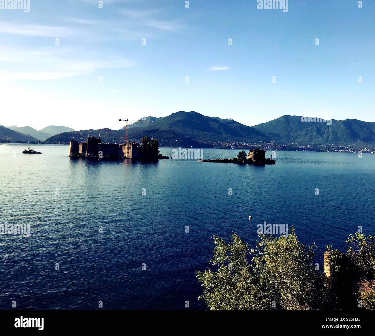 Castle on an island in the middle of Lake Maggiore, Italy Stock Photo ...