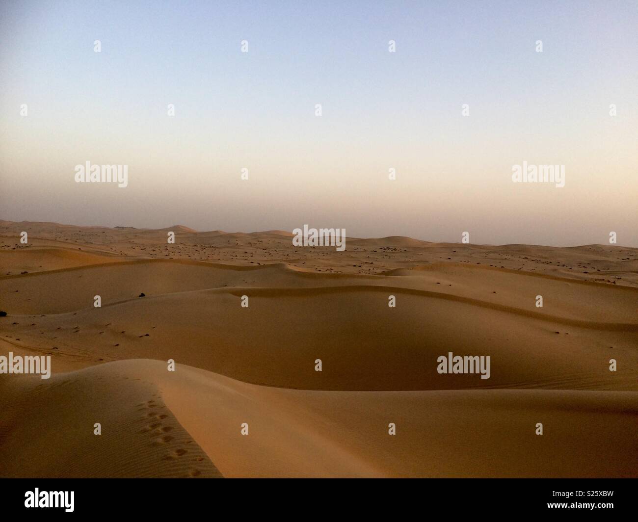 Desert Dunes In Dubai Stock Photo Alamy Desert Dunes In Dubai Stock Photo Alamy