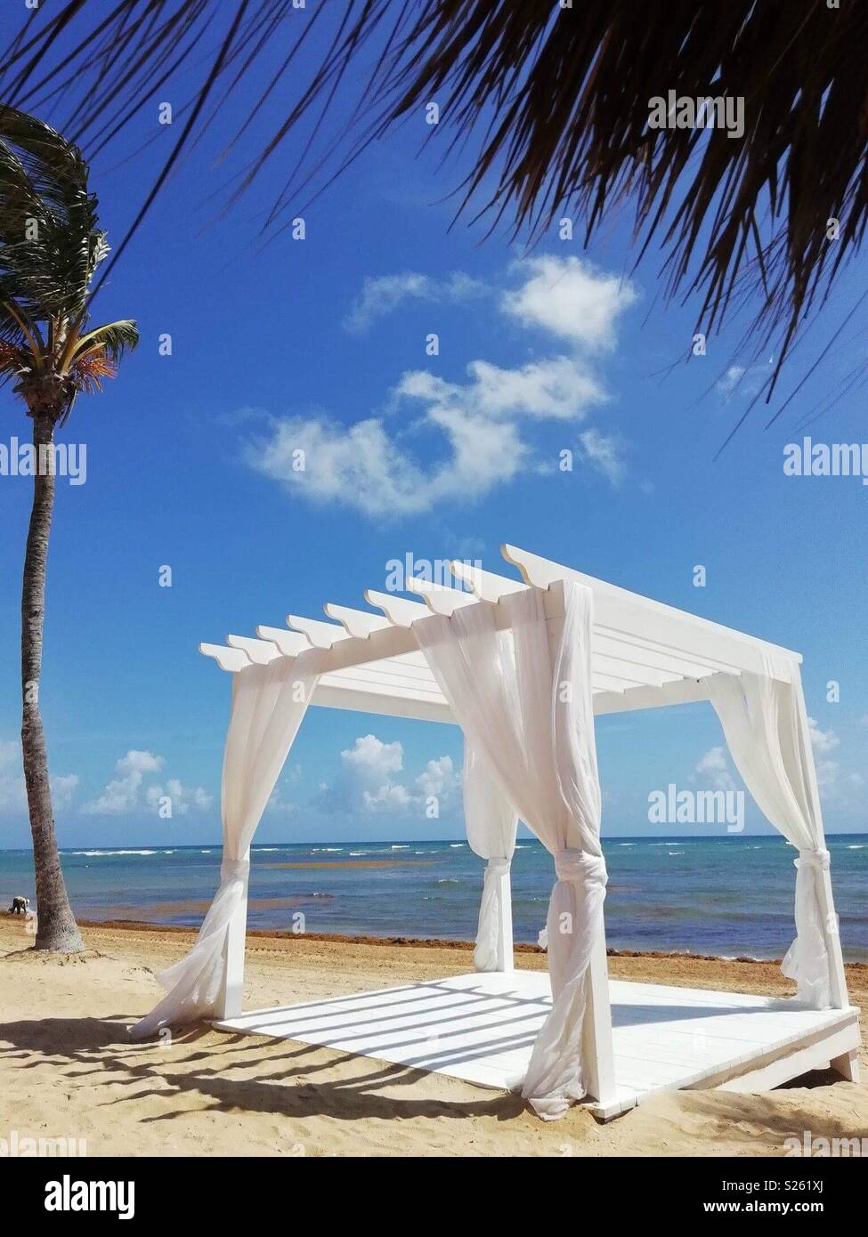 Beach view destination wedding Stock Photo Alamy