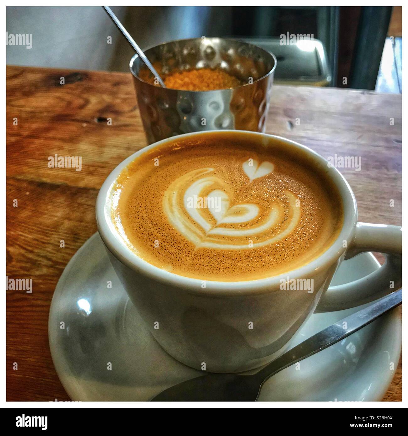 Flat white hi-res stock photography and images - Alamy