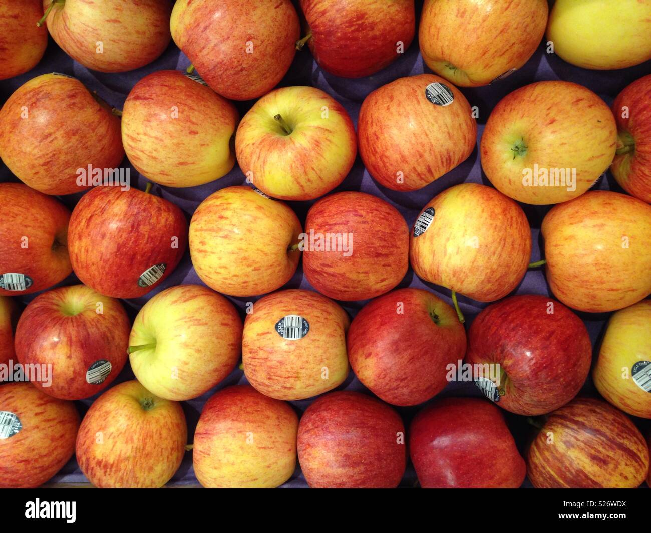 Supermarket apple hi-res stock photography and images - Alamy