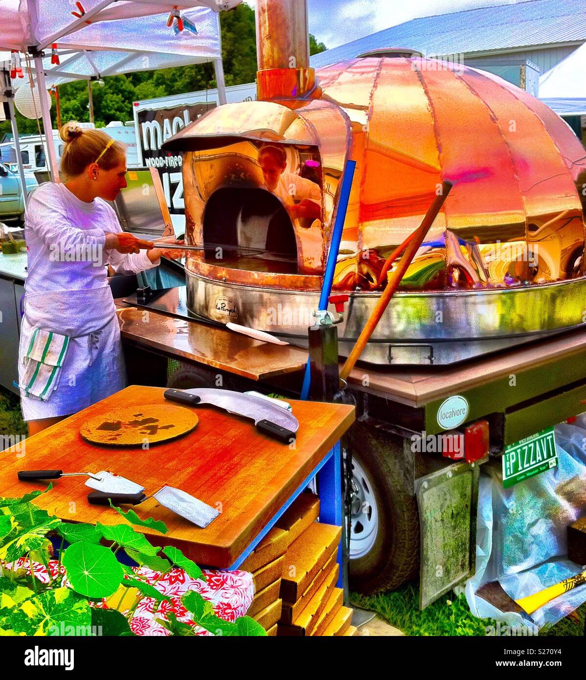 Pizza Oven Delivery Stock Photo Alamy