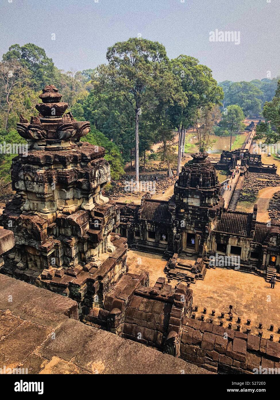 Ruins jungle hi-res stock photography and images - Alamy