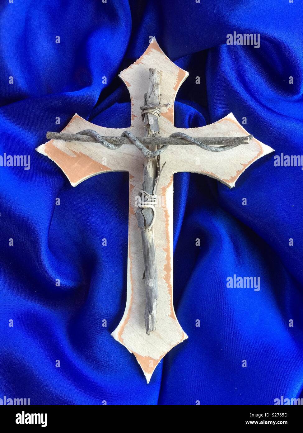 image identification - What is the name of this symbol that looks like a  double crucifix? - English Language & Usage Stack Exchange