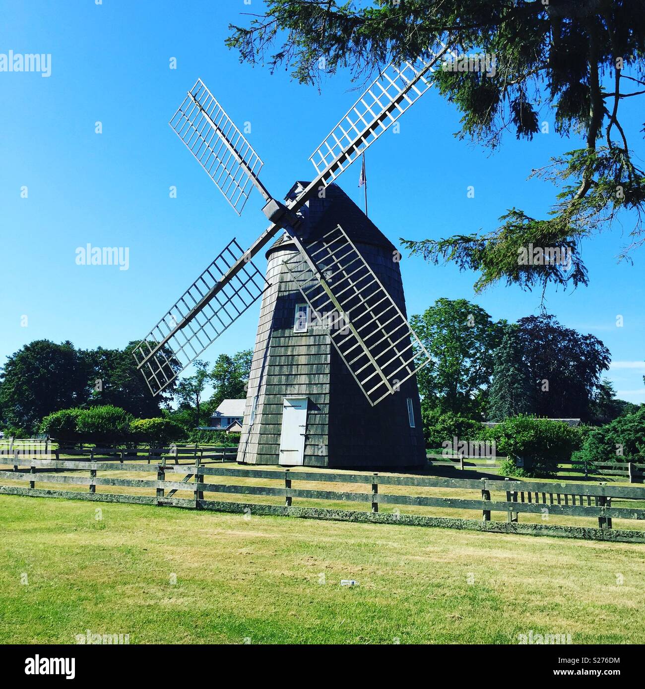 Windmill in the Hamptons Stock Photo Alamy