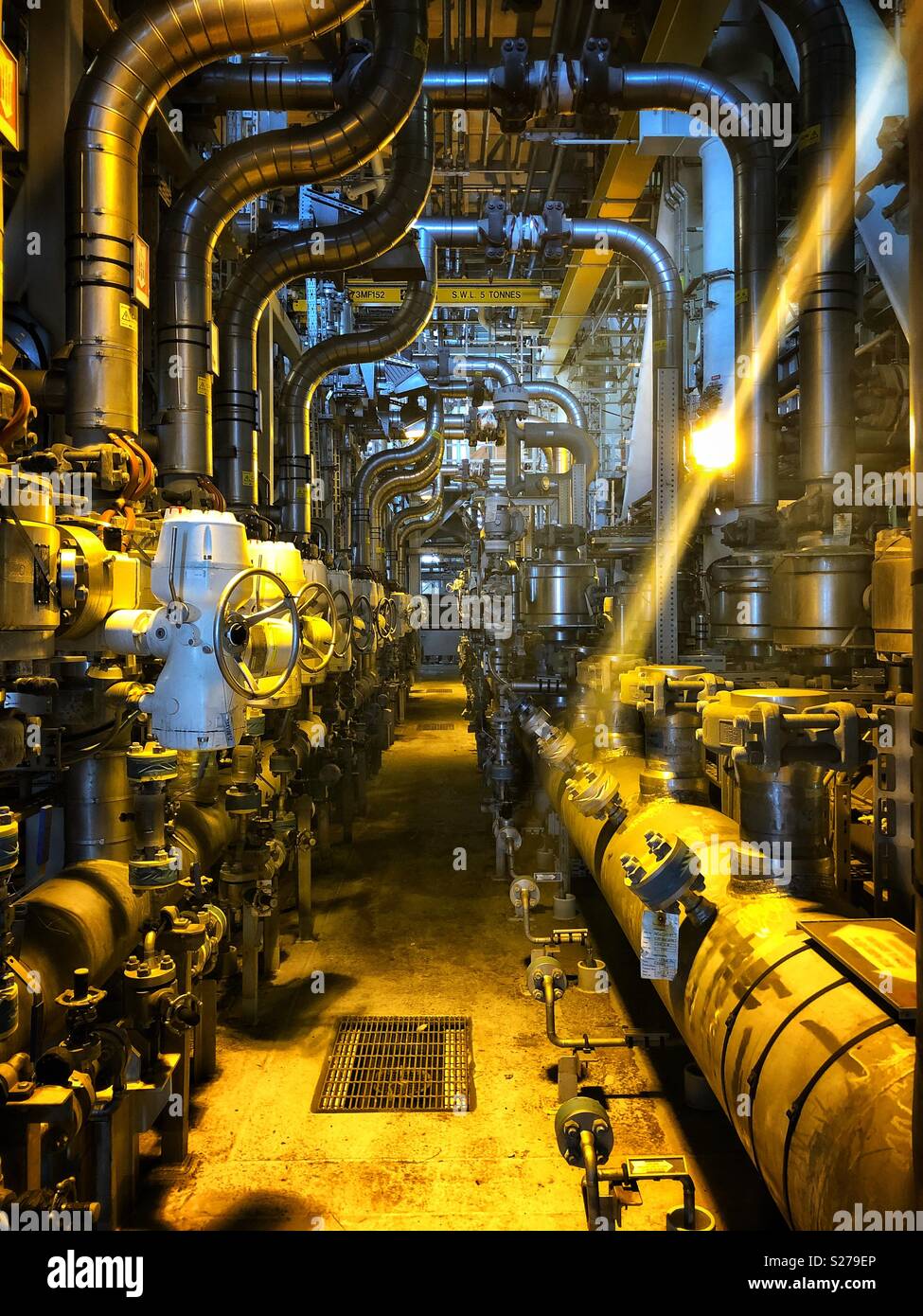 Oil rig pipe work. Credit: Lee Ramsden / Alamy Stock Photo