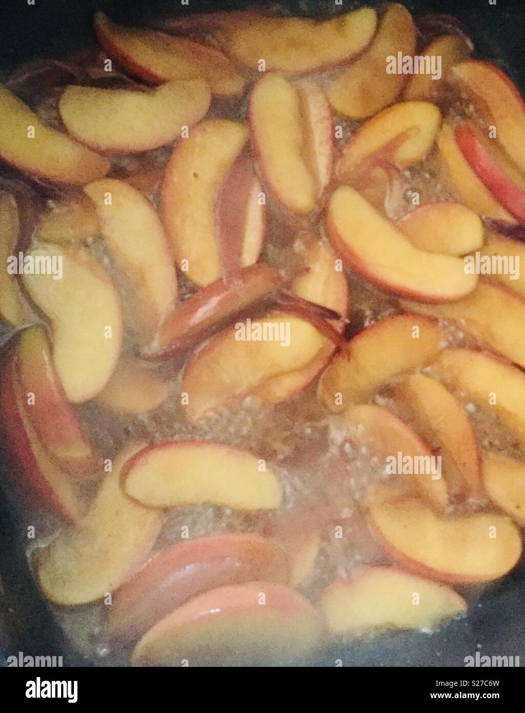 Stewing fruit hires stock photography and images Alamy