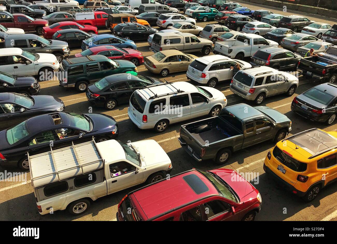 Cars Lined Up High Resolution Stock Photography And Images Alamy